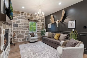 Smart TV, chimenea
