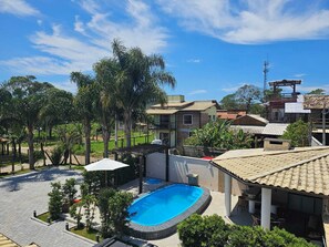 Utomhuspool