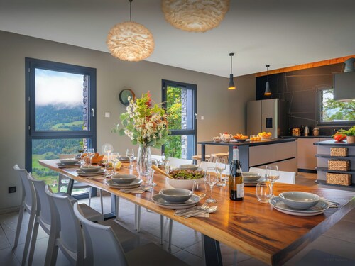 Chalet Confidentiel - secluded stay mountain & valley views - OVO Network