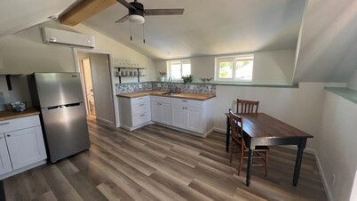 Cozy Vintage Carriage House Retreat