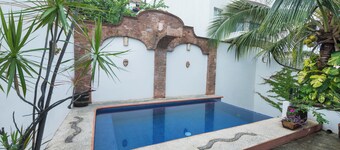 Charming 2BR Romantic Zone Private Pool