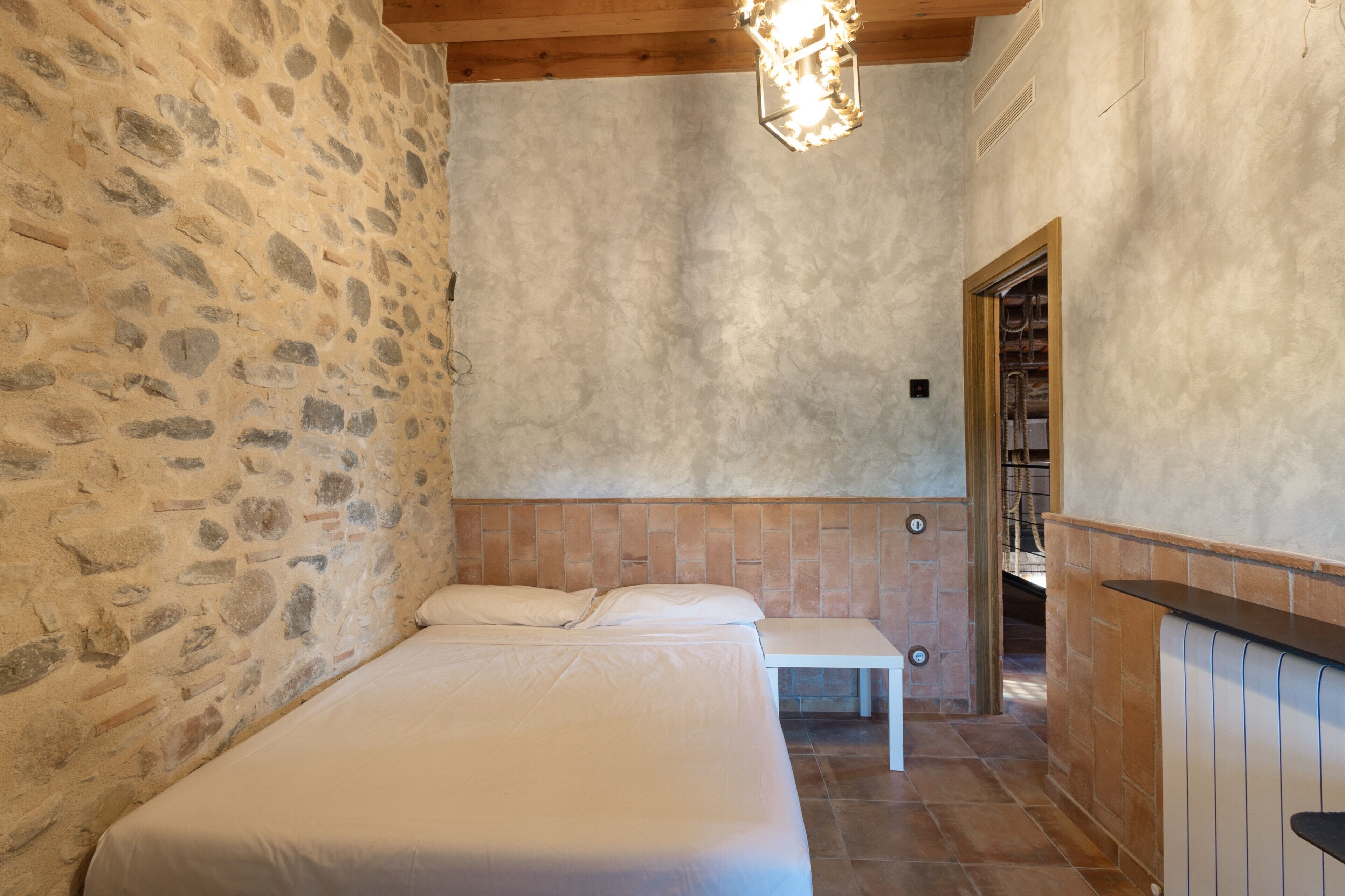 6 soverom, strykejern/-brett, wi-fi (inkludert) og sengetøy