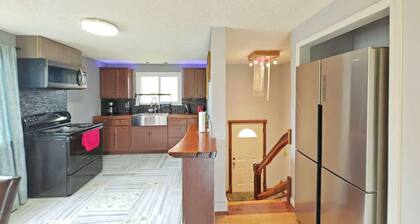 Charming 3-bedroom house with AC and WiFi near RIT & University of Rochester