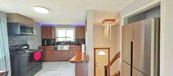 Charming 3-bedroom house with AC and WiFi near RIT & University of Rochester