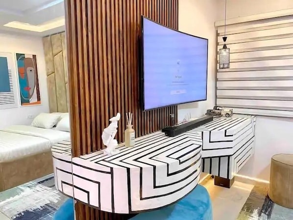 1 habitación, tabla de planchar con plancha, wifi y ropa de cama 