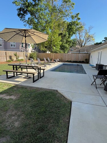 Poolside Bliss in Gulfport: Stylish 3BR Beachy Retreat Awaits