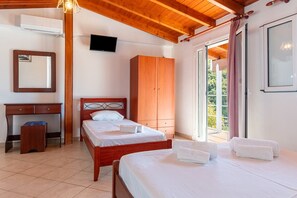 1 bedroom, free WiFi, bed sheets