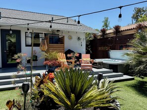 Terrace/patio - Charming 2 bedroom bungalow walkable to downtown (Petaluma)