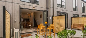 Coronet Escape | Townhouse