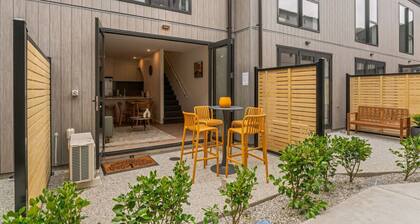 Coronet Escape | Townhouse