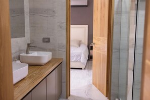 Vila Mewah, pemandangan kebun | Kamar mandi
