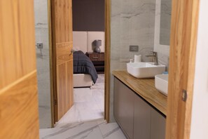 Villa de lujo, vistas al jardín | Baño