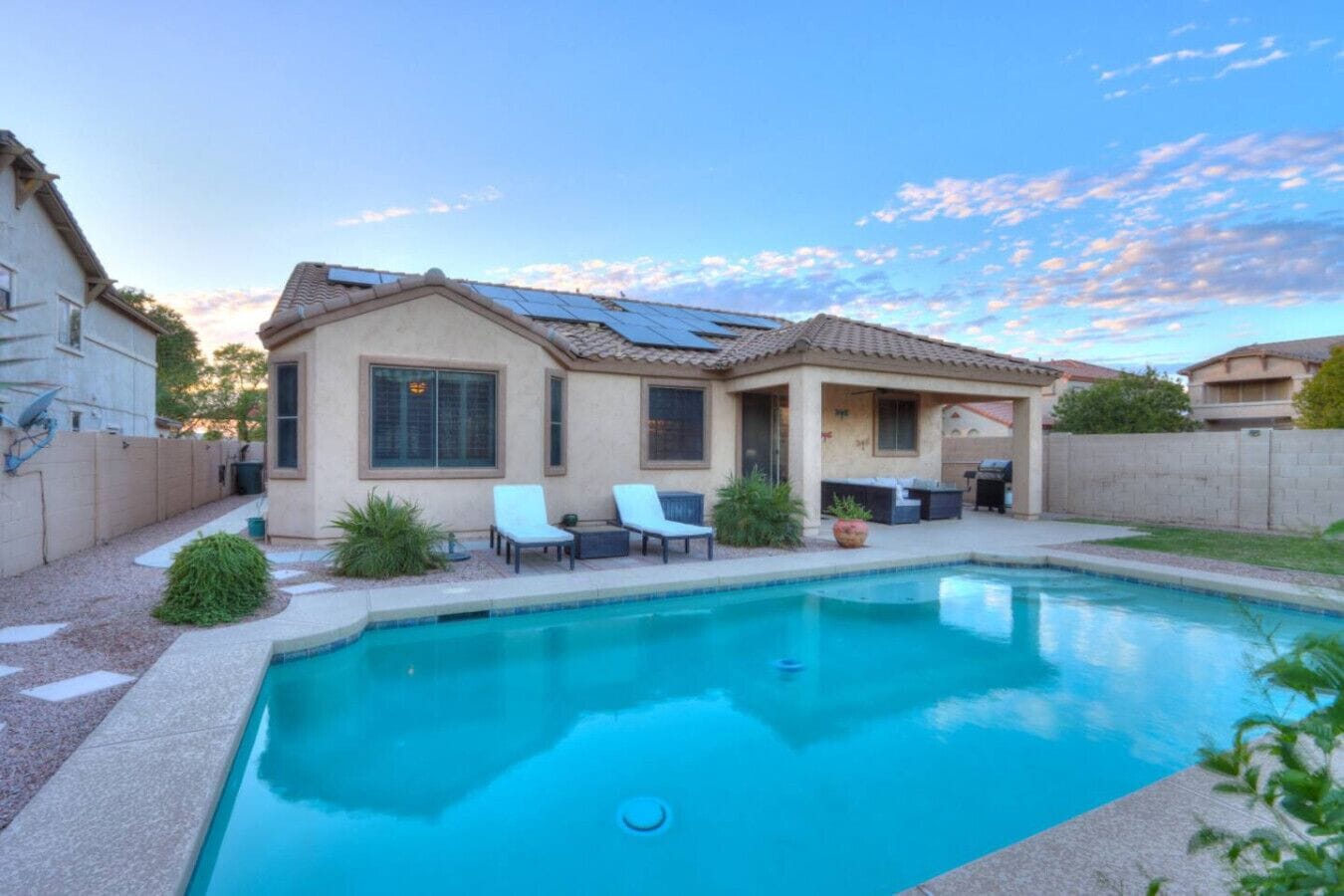 Piscine extérieure, piscine chauffée