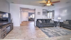 Smart TV, fireplace, stereo, offices