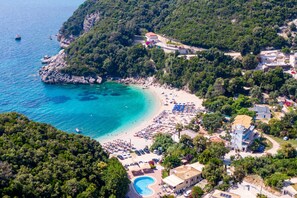 On the beach - Apartment 'Alex Bar 6' with Sea View, Wi-Fi and Air Conditioning (Parga)