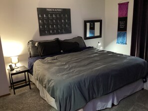 2 bedrooms, desk, iron/ironing board, free WiFi