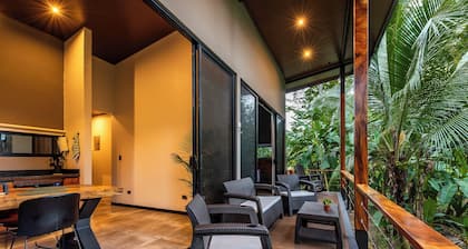 Beautiful and cozy apartment next to the Sarapiquí River