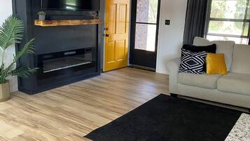 TV connectée, cheminée