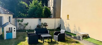 Cottage 'Gîte Le Flot' with Private Garden and Wi-Fi