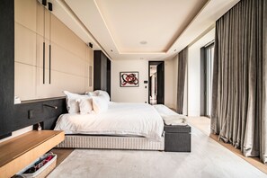 7 bedrooms, free WiFi, bed sheets