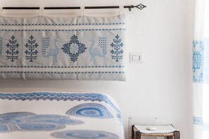 1 habitación y ropa de cama 