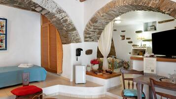 1 slaapkamer, een strijkplank/strijkijzer, gratis wifi, beddengoed