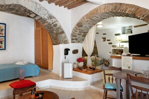 1 غرفة نوم ومكواة/لوح كي وواي فاي مجانًا وملاءات أسرّة