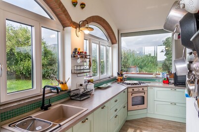Villa 'Paradiso' with Private Terrace, Private Garden and Wi-Fi