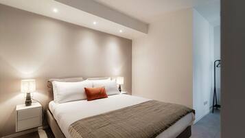 2 bedrooms, iron/ironing board, WiFi (free), bed sheets