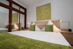 1 chambre, fer et planche à repasser, Wi-Fi gratuit, draps fournis