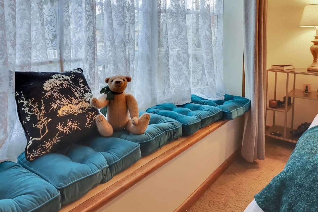 Ferros/tábuas de passar roupa, Wi-Fi, roupa de cama