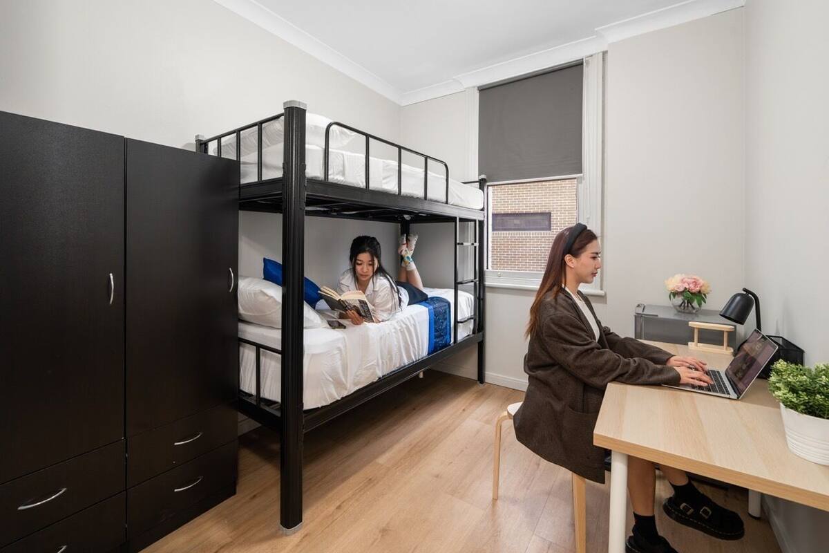 Standard Twin Room