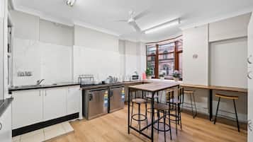 Mini-fridge, microwave, oven, stovetop