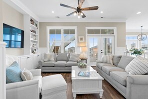Smart TV, chimenea y tenis de mesa 