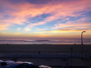 Liegestühle, Strandtücher