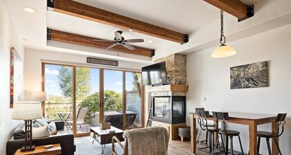Prime Park City Location, 10 min to Canyons Village, Full Kitchen, Private Hot Tub