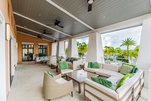 Terrace/patio - Please check all the pictures. Your family deserves this Dream Home (Kissimmee)