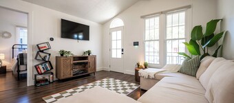 Core's Cottage: Walk to Fountain Square - Cozy 1BR - Minutes from Dwtn Indy