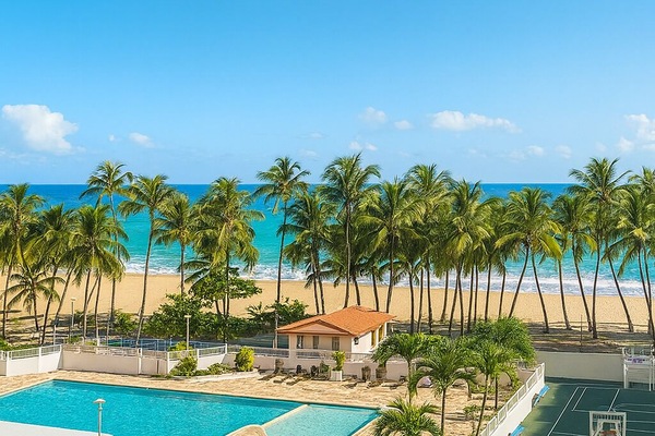 Spectacular View from the Balcony 🌊✨