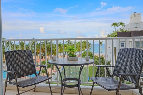 Escape to Paradise: Beachfront Apartment in Isla Verde, Puerto Rico.