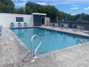 Piscine extérieure