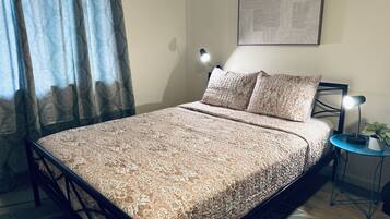 1 slaapkamer, een bureau, gratis wifi, beddengoed