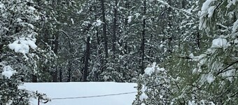 Escape to a world of Komfort in our Kozy 2 Bedroom 1 Bathroom Kabin