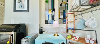 Perfect Work Retreat on Market St. Downtown ILM