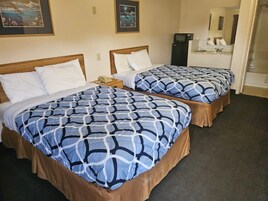 经济双人房 | 隔音、免费 WiFi