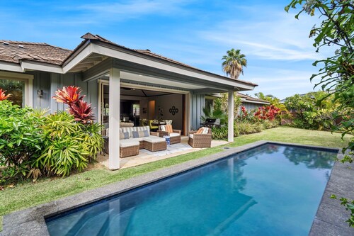 🏖️Hawaiian Unit | Outdoor Private Pool | Central AC | Concierge Included!