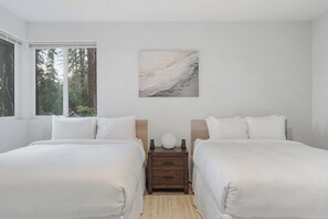 3 bedrooms, WiFi, bed sheets