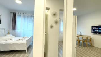 2 quartos, ferros/tábuas de passar roupa, Wi-Fi de cortesia