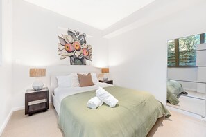 1 chambre, fer et planche Ă repasser, Wi-Fi, draps fournis