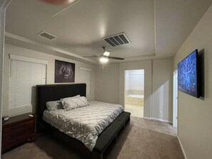 3 bedrooms, WiFi, bed sheets - Newly built spacious modern home Las Cruces, NM (Las Cruces)